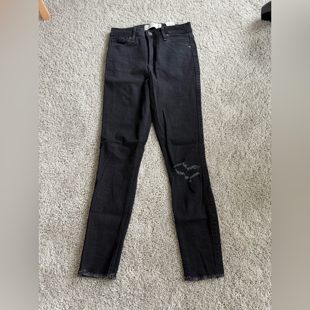 Abercrombie & Fitch Women's Black Distressed Jeans- Curve Love - Size 2s